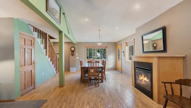 $209,800 | 205 Grant Avenue Southwest, Richmond, MN 56368