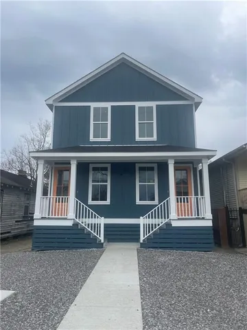 $2,095 | 2620 Myrtle Street, New Orleans, LA 70122
