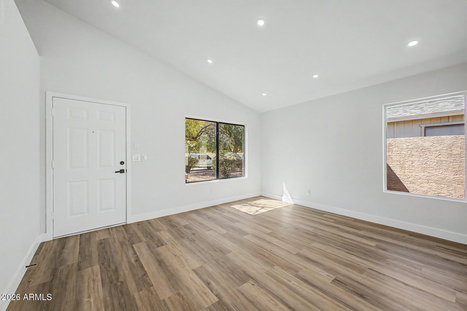 22221 N 31st Dr, Phoenix, AZ 85027 | MLS #7071855