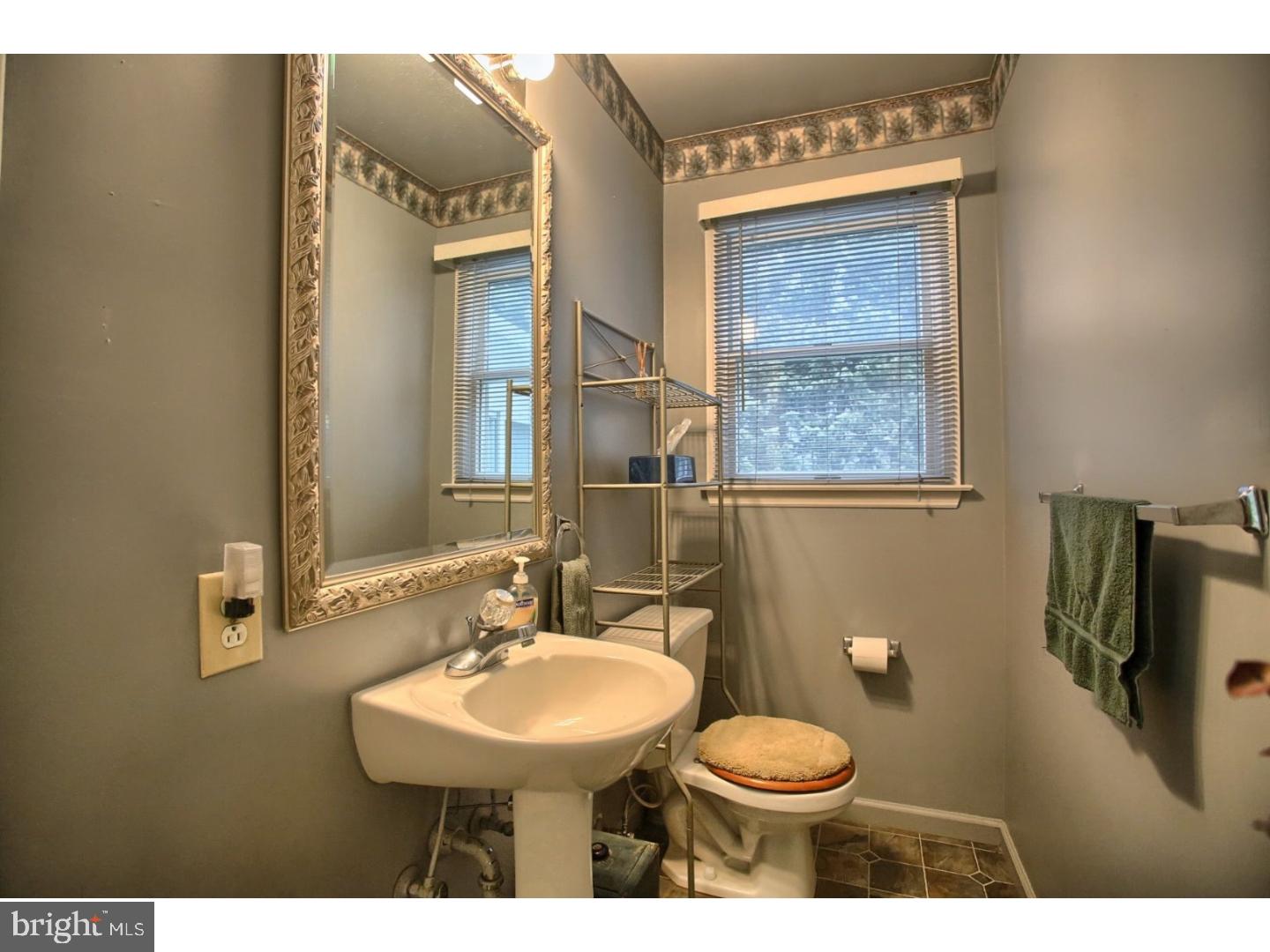 1017 Barrett Road Reading, PA 19605 - Photo 14 of 25 Gallery Image 14