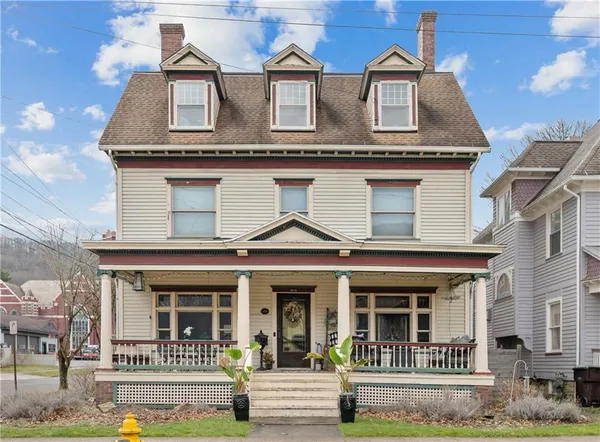 $339,900 | 1101 Elk Street, Franklin, PA 16323