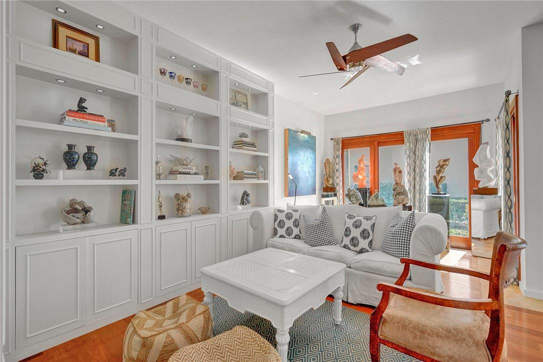 5450 Old Ocean Boulevard, Unit 6 Ocean Ridge, FL 33435 - Photo 9 of 25 Living Space