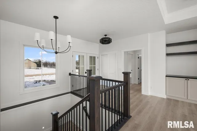 $729,900 | 7123 Alvie Lane, Bettendorf, IA 52722