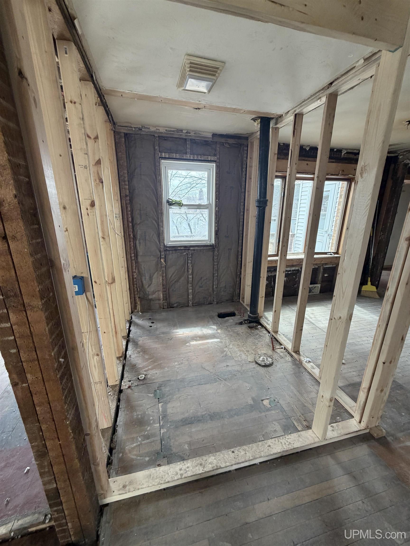163 Cliff Street Ishpeming, MI 49849 - Photo 14 of 21