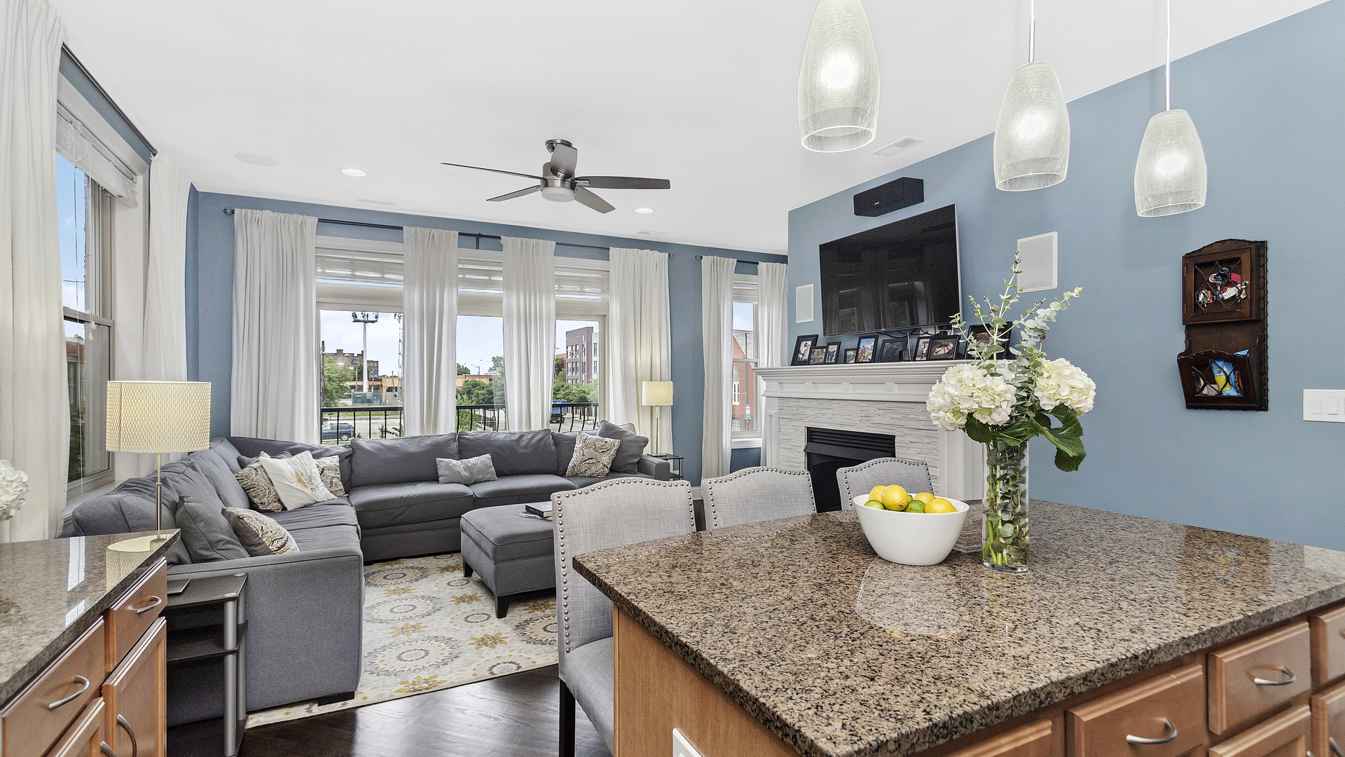 2005 West Washington Boulevard, Unit 2 Chicago, IL 60612 - Photo 4 of 16