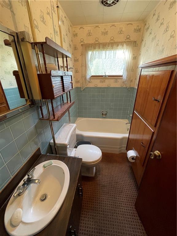 741 Old State Road Apollo, PA 15613 - Photo 14 of 24