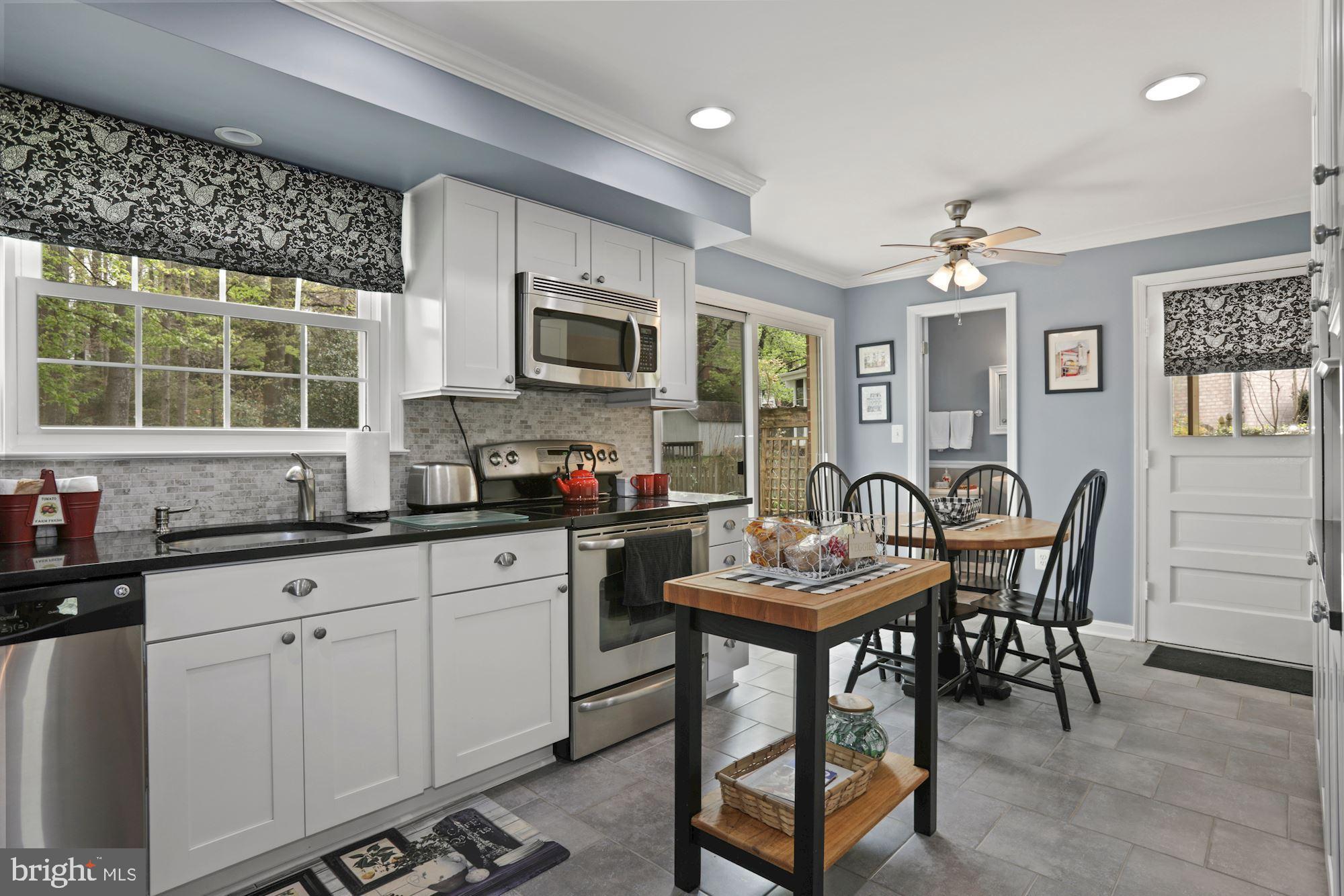 6905 Spur Road Springfield, VA 22153 - Photo 10 of 28