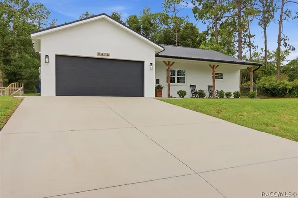 $349,000 | 5476 West Paul Bryant Drive, Crystal River, FL 34429