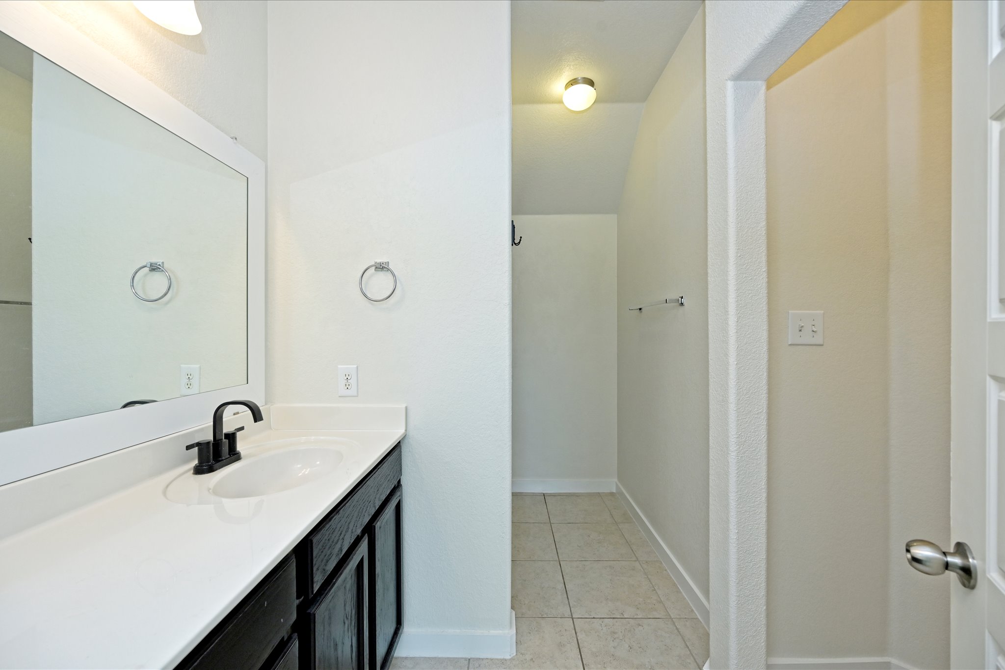 2101 Rivers Edge Way, Unit 29 Austin, TX 78741 - Photo 27 of 40