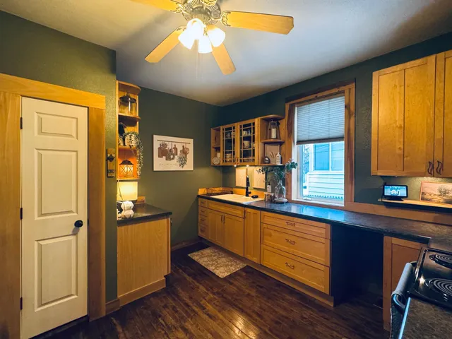 $265,000 | 508 McDonough Street, Eau Claire, WI 54703