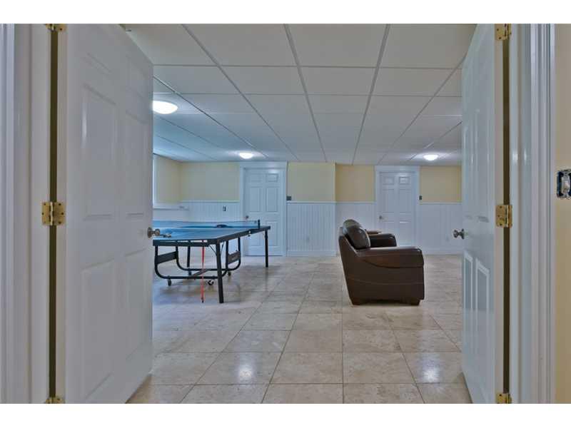 17 Burnham Road Scarborough, ME 04074 - Photo 32 of 35 Basement. Traverine Tile Flooring...
