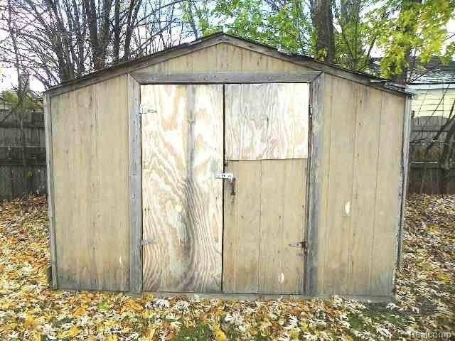 29150 Beechnut Street Inkster, MI 48141 - Photo 22 of 26 261-859179_Shed.JPG