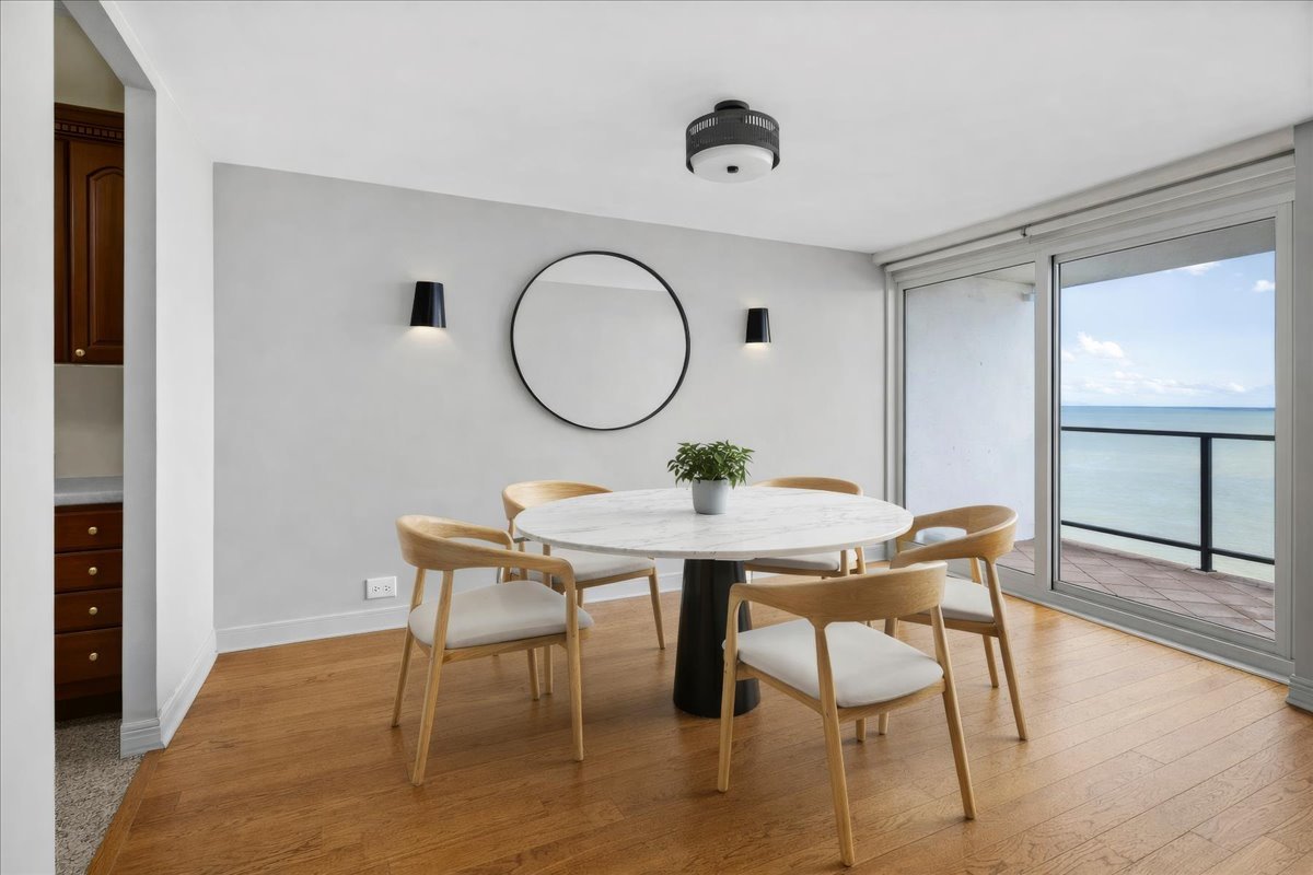 1630 Sheridan Road, Unit 6H Wilmette, IL 60091 - Photo 4 of 38