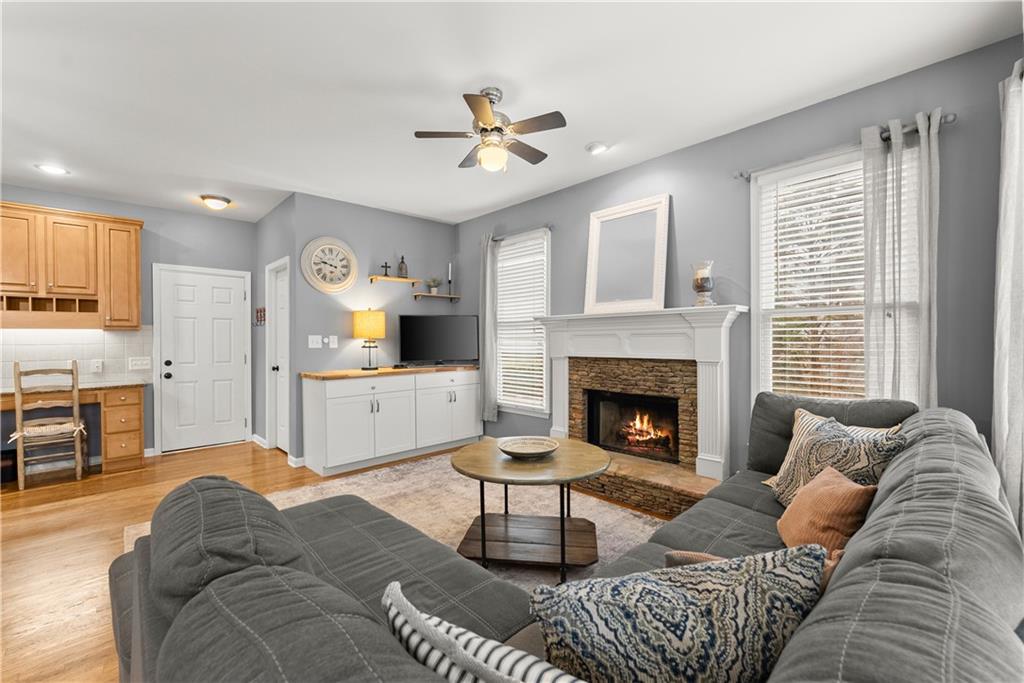 1070 Coleridge Way Suwanee, GA 30024 - Photo 23 of 98