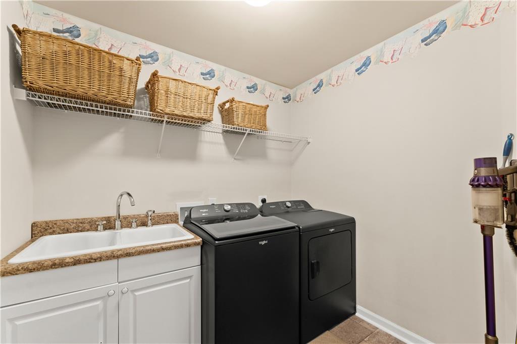 1070 Coleridge Way Suwanee, GA 30024 - Photo 47 of 76