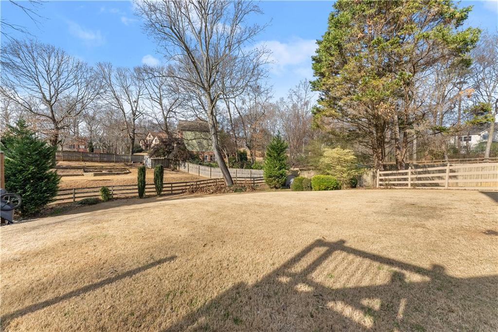 1070 Coleridge Way Suwanee, GA 30024 - Photo 81 of 98