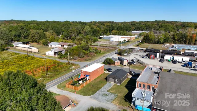 $40,000 | 2 Kingsbury Drive, Midland, NC 28107