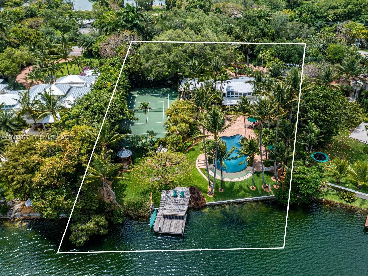 8845 School House Road Coral Gables, FL 33156 - Photo 22 of 23 a view of a garden