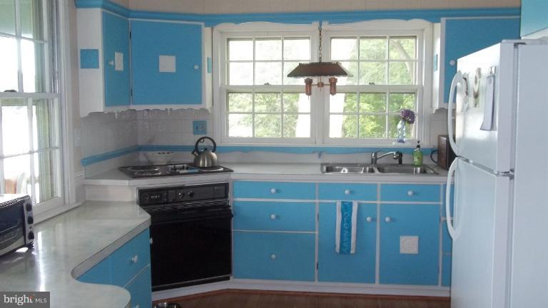 44728 Three Coves Road Hollywood, MD 20636 - Photo 20 of 25 Kitchen