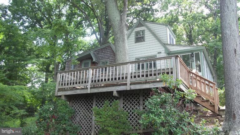 44728 Three Coves Road Hollywood, MD 20636 - Photo 7 of 25 Exterior (Front)