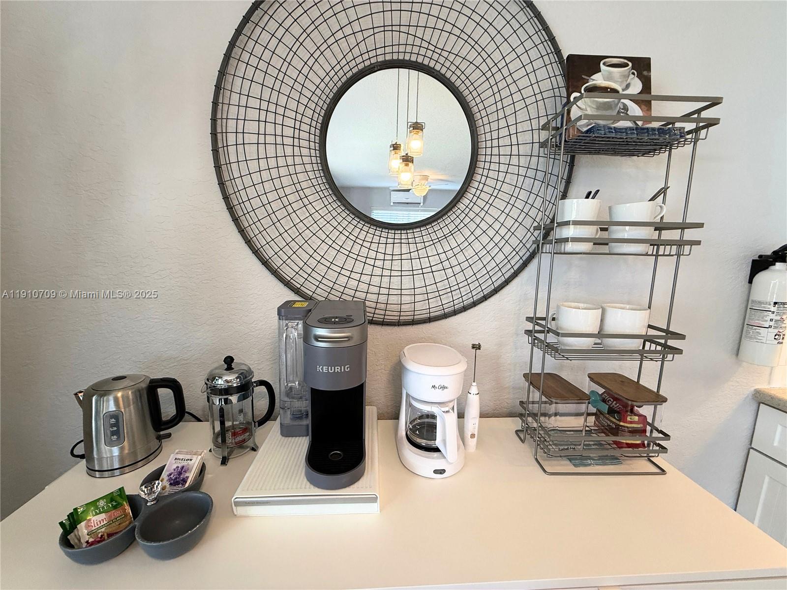 1705 North Riverside Drive, Unit 1 Pompano Beach, FL 33062 - Photo 11 of 36