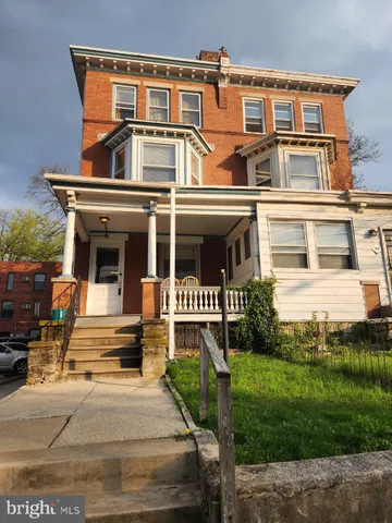 $750 | 4522 Springfield Avenue, Unit 1F, Philadelphia, PA 19143
