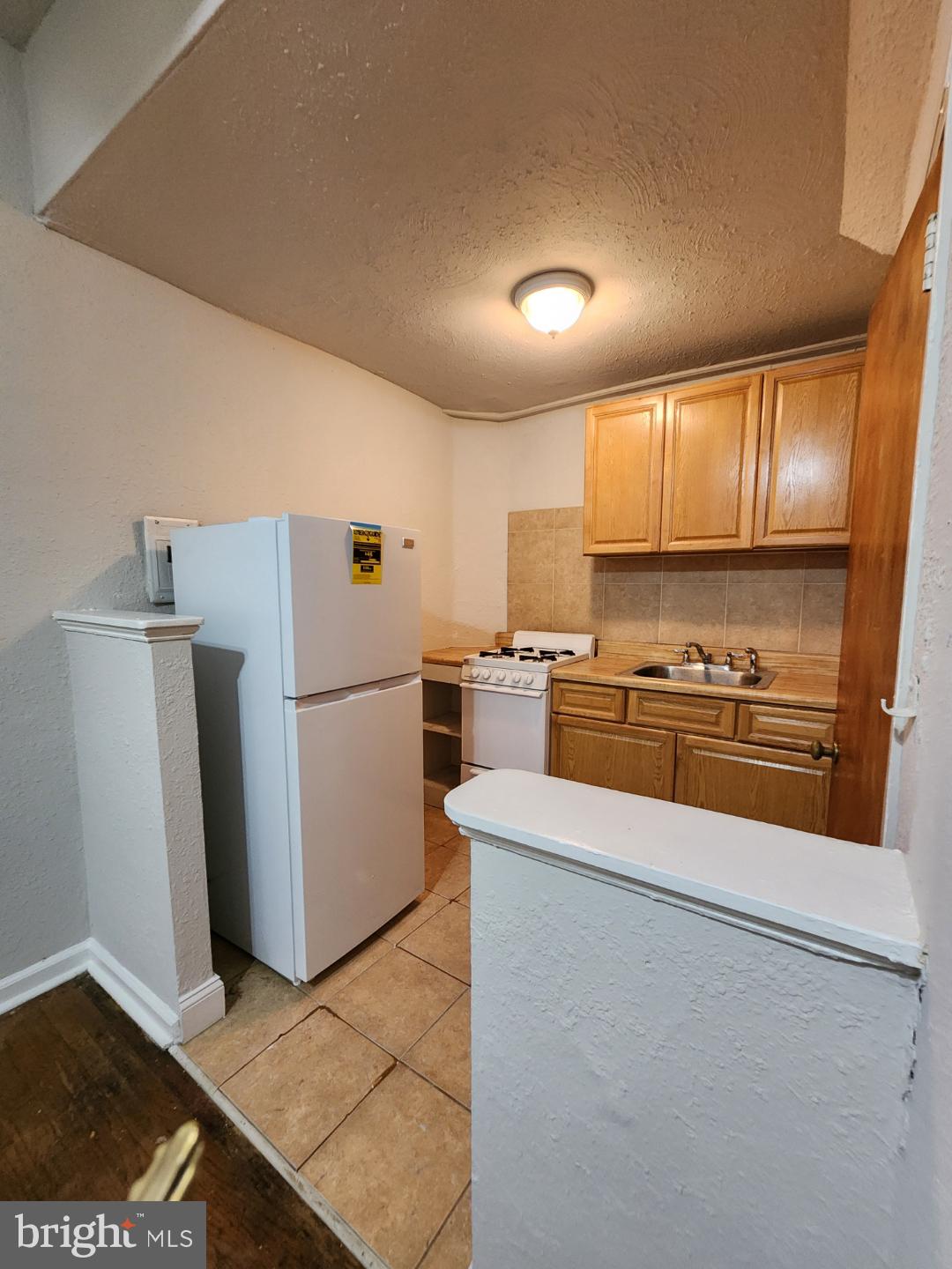 4522 Springfield Avenue, Unit 1F Philadelphia, PA 19143 - Photo 5 of 7