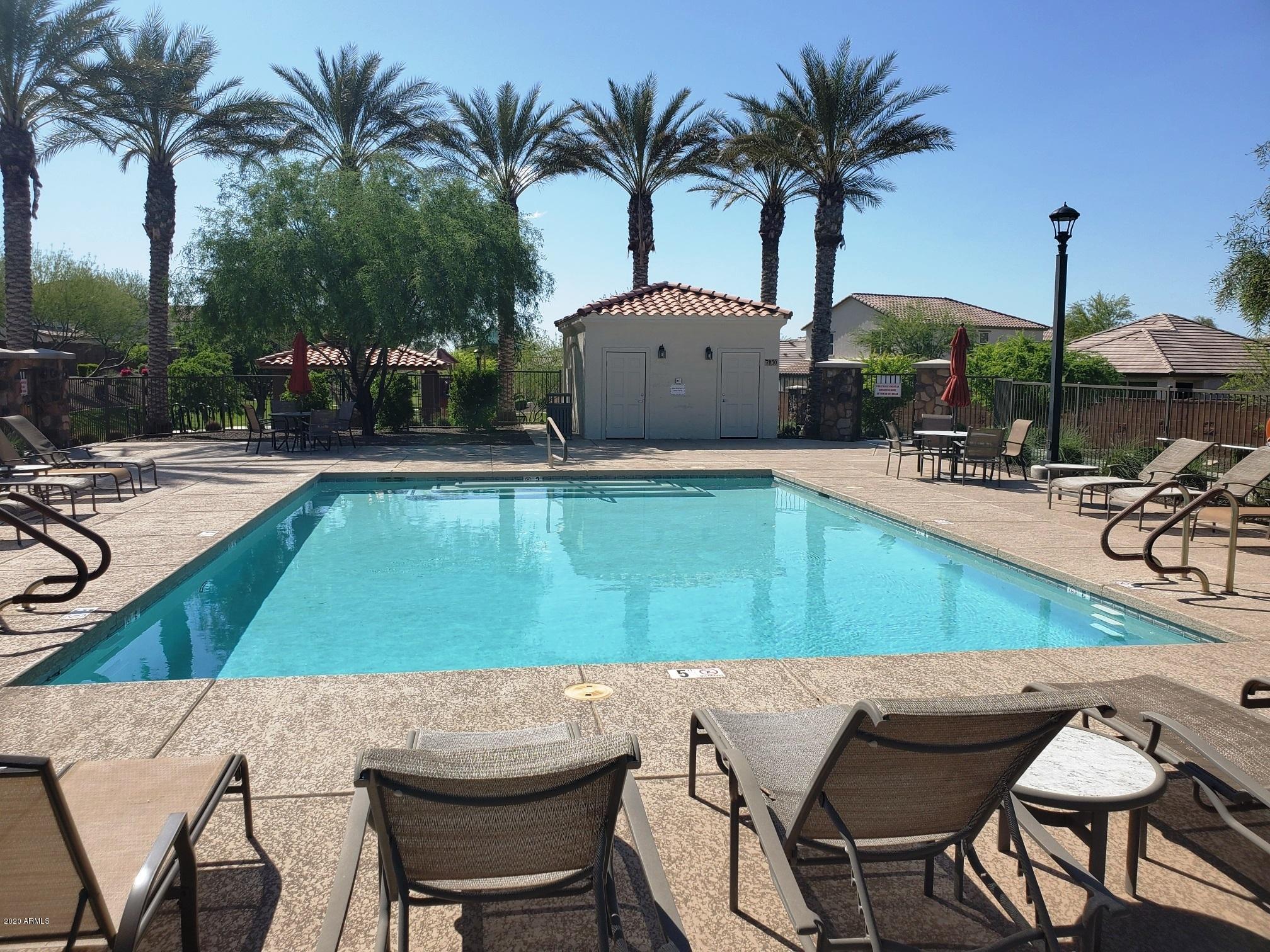 753 East Harwell Road Phoenix, AZ 85042 - Photo 28 of 31 Community pool