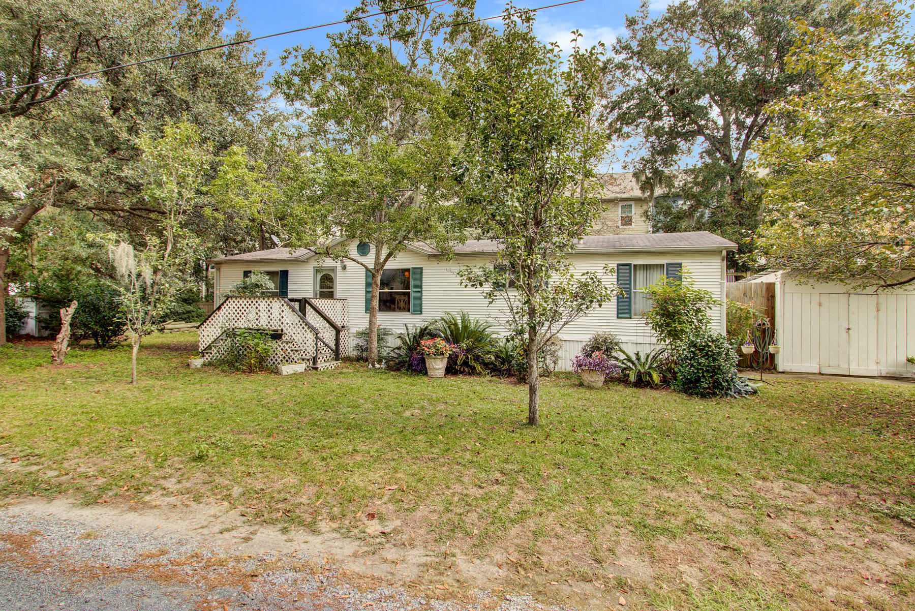 1236 White Flat Road Mount Pleasant, SC 29464 - Photo 3 of 26 1236 White Flat, Mount Pleasant SC (2)