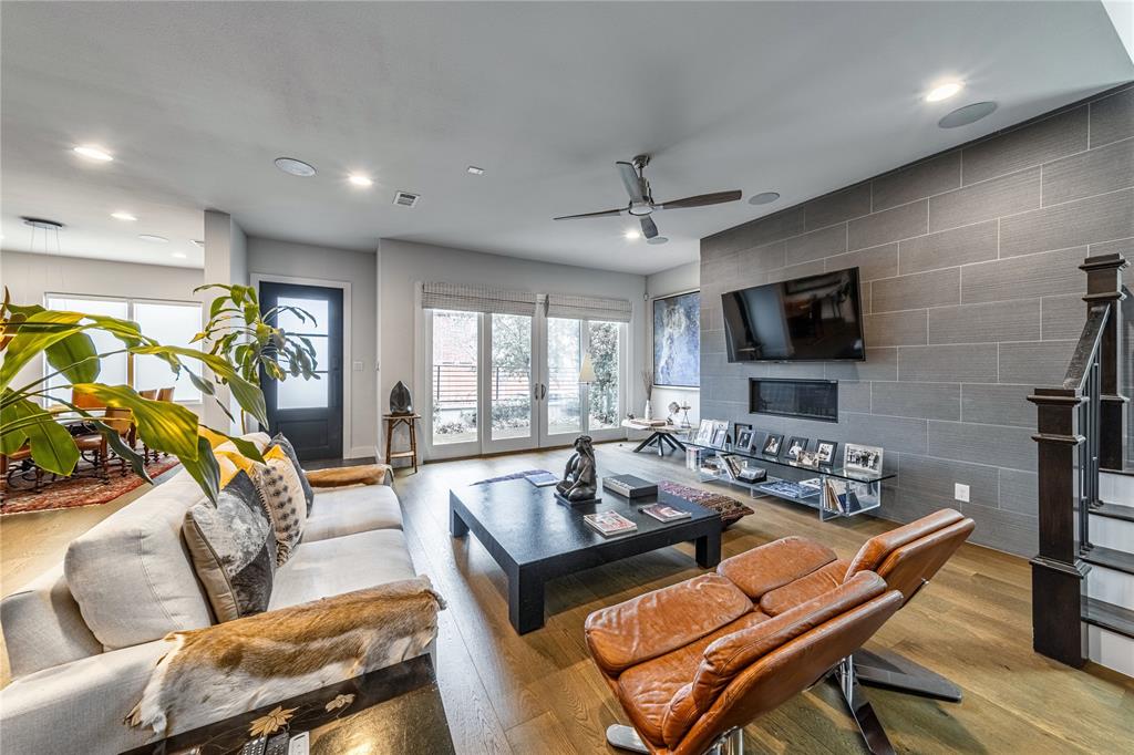 4144 Entrada Way Dallas, TX 75219 - Photo 3 of 31