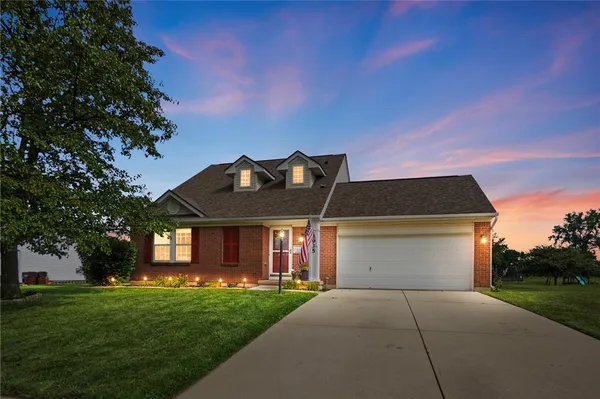 $325,000 | 1935 Springwood Drive, Piqua, OH 45356