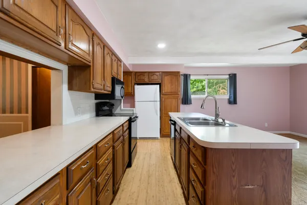 $215,000 | 4282 Woodworth Avenue, Holt, MI 48842