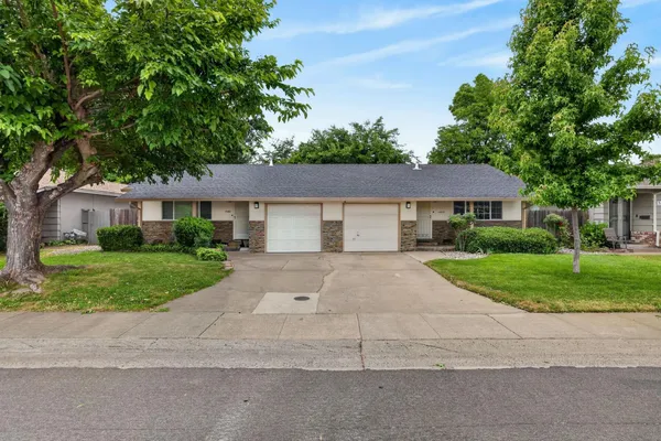 $590,000 | 1401 Topaz Way, Sacramento, CA 95864