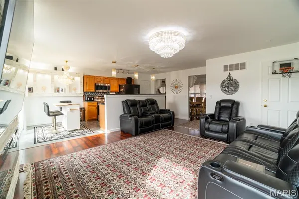 $304,900 | 3558 Pearson Pointe Court, St. Louis, MO 63129