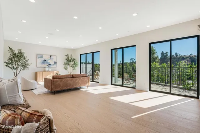 $6,999 | 252 Capri Drive, Simi Valley, CA 93065