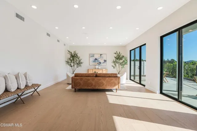 $6,999 | 252 Capri Drive, Simi Valley, CA 93065