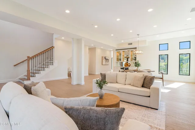 $6,999 | 252 Capri Drive, Simi Valley, CA 93065