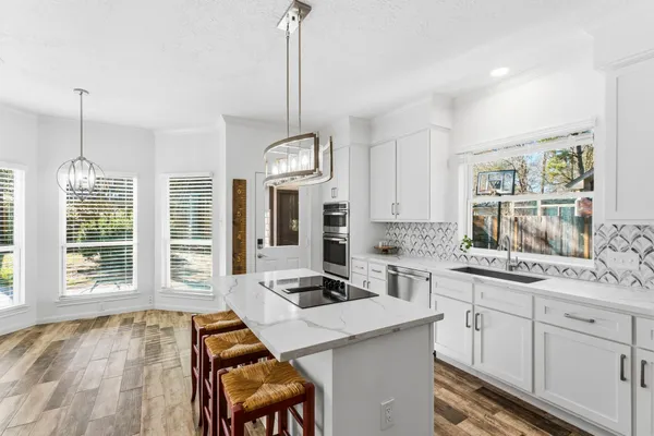 $755,000 | 134 Quiet Oak Circle, The Woodlands, TX 77381