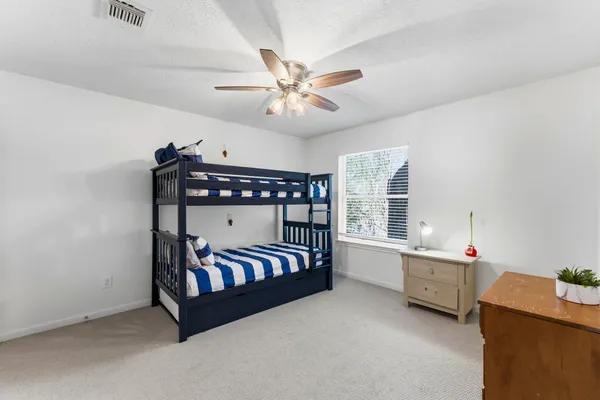 $755,000 | 134 Quiet Oak Circle, The Woodlands, TX 77381