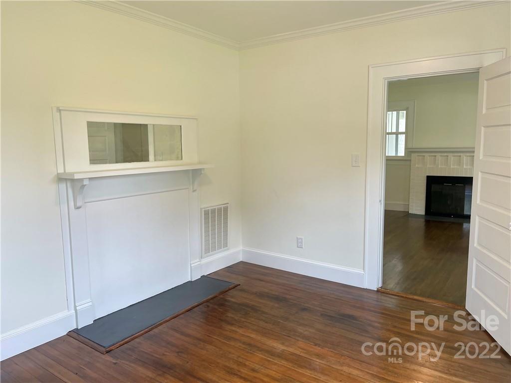 2741 Spencer Road Northeast Conover, NC 28613 - Photo 11 of 40 Gallery Image 11