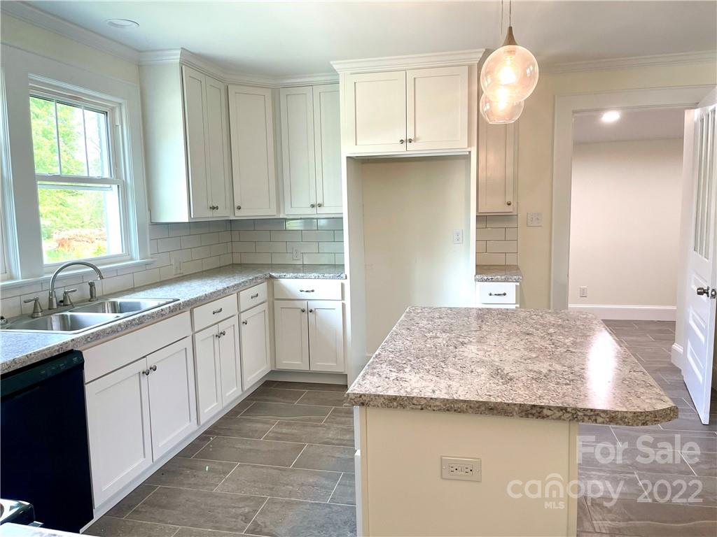 2741 Spencer Road Northeast Conover, NC 28613 - Photo 20 of 40 Gallery Image 20