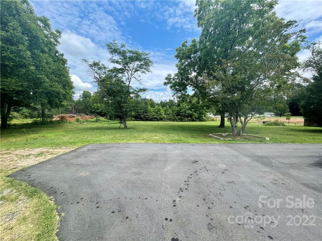 2741 Spencer Road Northeast Conover, NC 28613 - Photo 38 of 40 Gallery Image 38