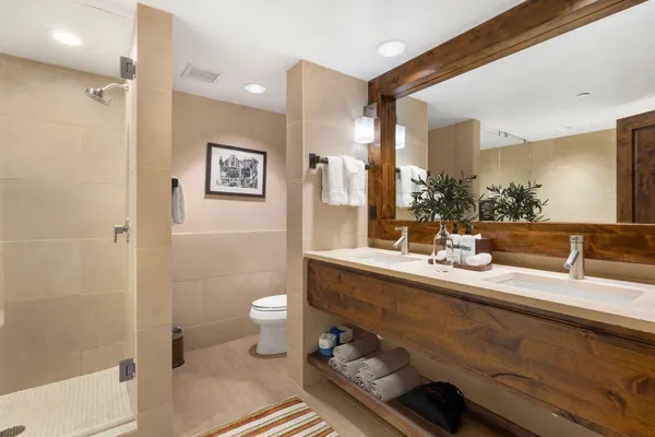 a picture of a building