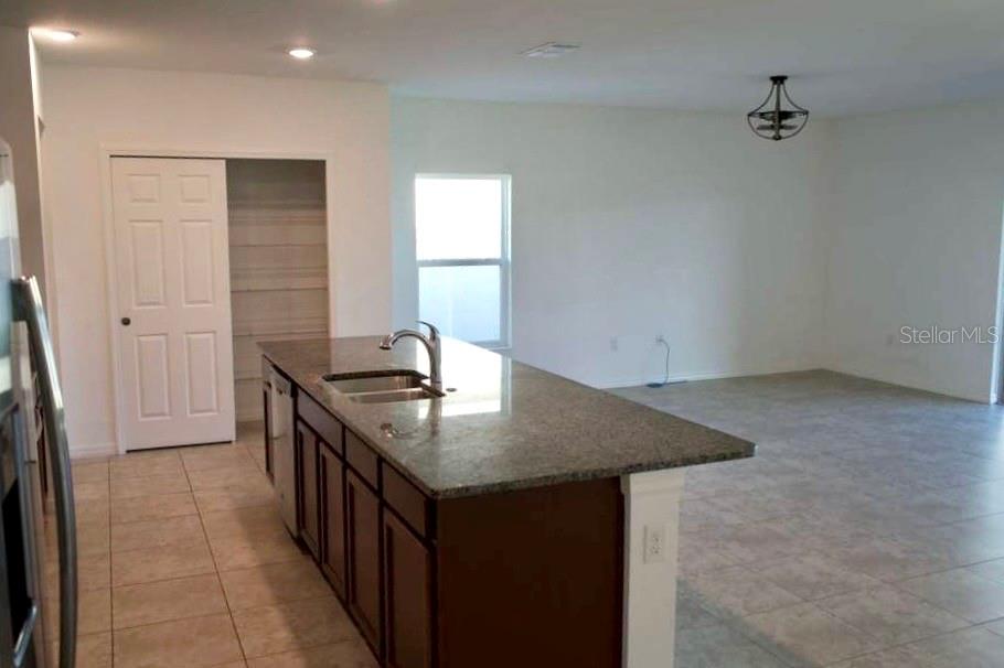4529 Lake Russell Road Kissimmee, FL 34746 - Photo 16 of 30