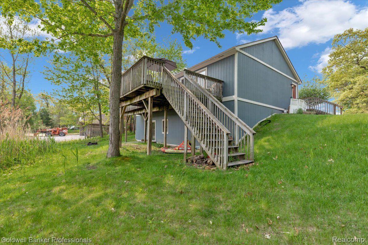 798 Gravel Ridge Road Leonard, MI 48367 - Photo 18 of 48 Gallery Image 18
