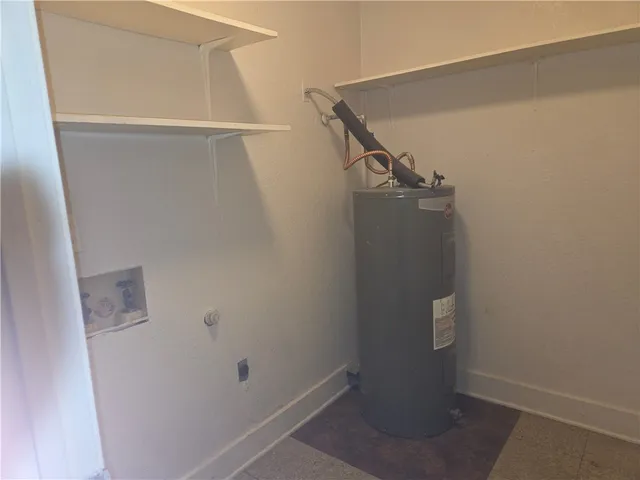 a view of walk in closet