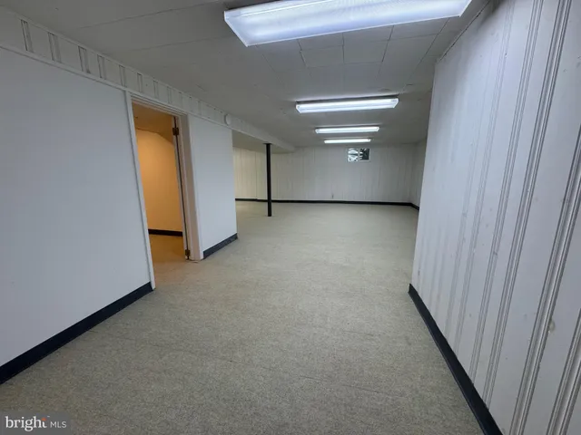 a view of a backyard with green space