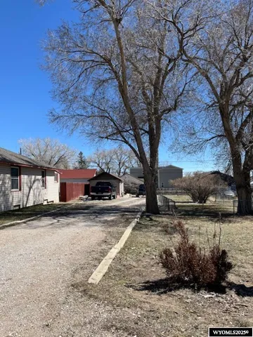 $67,900 | 529 13th Street, Rawlins, WY 82301
