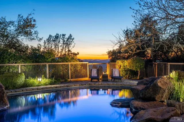 a view of yard with outdoor seating