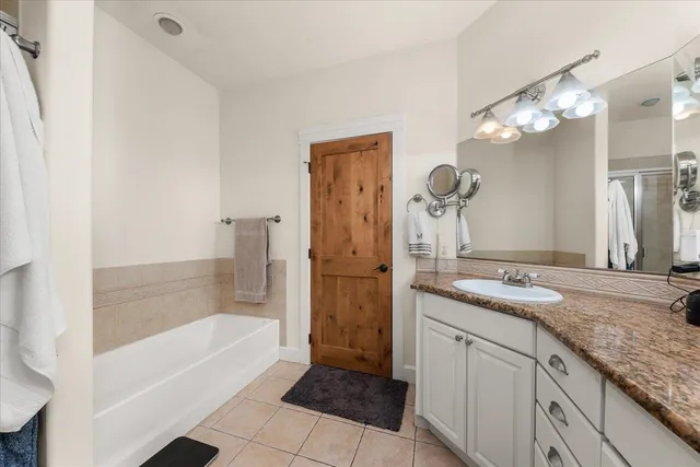 $650,000 | 2609 West Hawthorne Road, Spokane, WA 99208